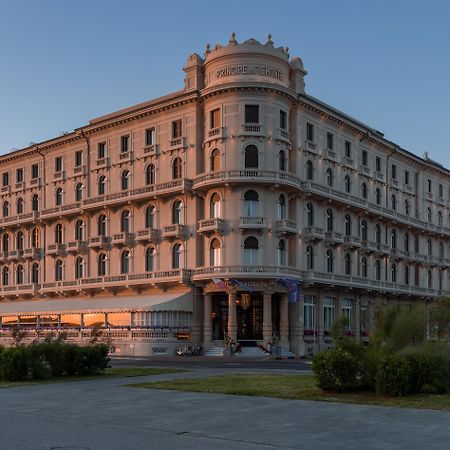 Grand Hotel Principe Di Piemonte Βιαρέτζιο Εξωτερικό φωτογραφία